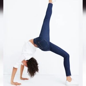 Madewell Curvy High-Rise Skinny Jeans in Lucille Wash size 27‎ brand new
